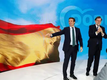El expresidente del gobierno Mariano Rajoy, y el presidente del PP Pablo Casado El expresidente del gobierno Mariano Rajoy, y el presidente del PP Pablo Casado
