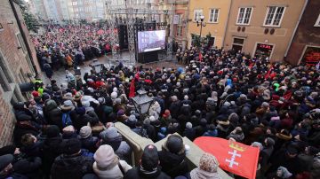 Funeral del alcalde polaco asesinado