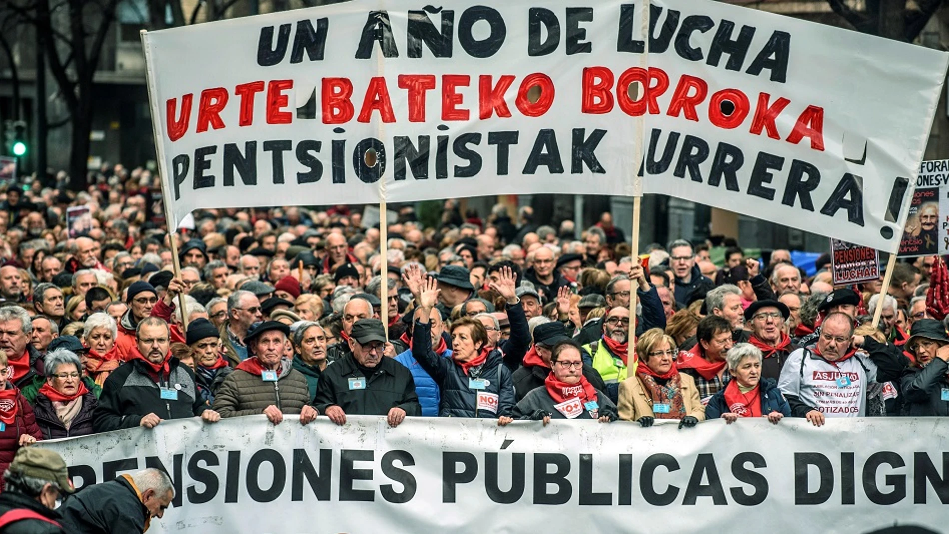 Pensionistas se manifiestan en Bilbao Pensionistas se manifiestan en Bilbao