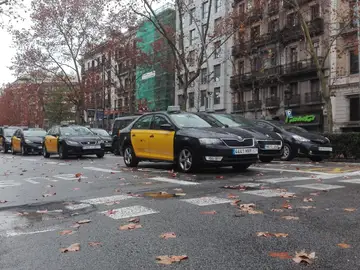 Huelga indefinida de taxis en Barcelona Huelga indefinida de taxis en Barcelona