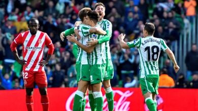 Canales guía al Betis a una victoria de infarto ante el Girona en el Villamarín