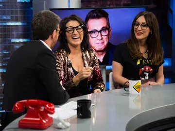 La confesión de Silvia Abril sobre la noche de los Goya en 'El Hormiguero 3.0': "Señores de las redes, he olvidado mi contraseña" La confesión de Silvia Abril sobre la noche de los Goya en 'El Hormiguero 3.0': "Señores de las redes, he olvidado mi contraseña"