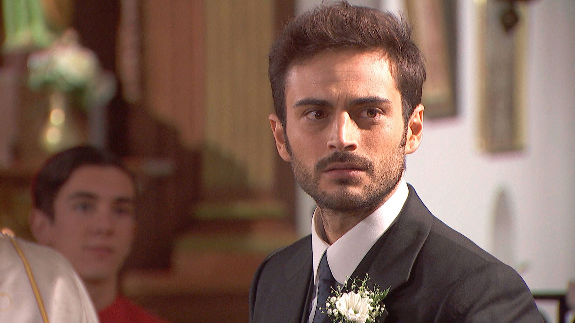 El m&aacute;gico momento de Sa&uacute;l al ver a Julieta entrar en la iglesia 