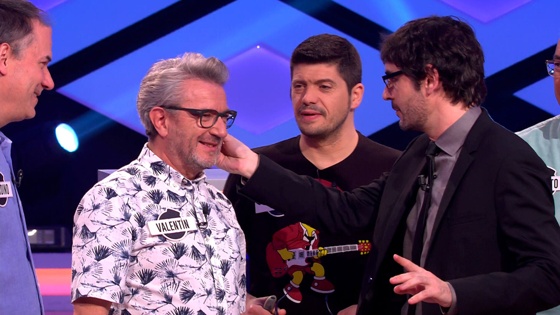Valent&iacute;n ayuda a presentar '&iexcl;Boom!' a Juanra Bonet