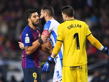 Luis Suárez y Cuéllar se encaran durante el Barcelona vs Leganés Luis Suárez y Cuéllar se encaran durante el Barcelona vs Leganés