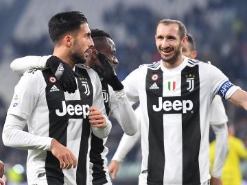 Los jugadores de la Juventus celebran un gol ante el Chievo