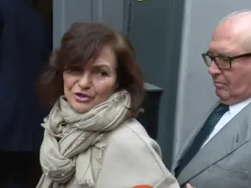 El gobierno se desentiende y dice que son las comunidades las que tienen que negociar con los taxistas El gobierno se desentiende y dice que son las comunidades las que tienen que negociar con los taxistas