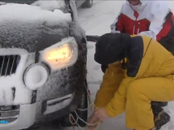 Tiempo de nieve, tiempo de cadenas para las ruedas del coche y otras soluciones
