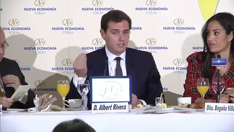 Albert Rivera asegura que los taxistas no conseguirán nada con la agresividad Albert Rivera asegura que los taxistas no conseguirán nada con la agresividad