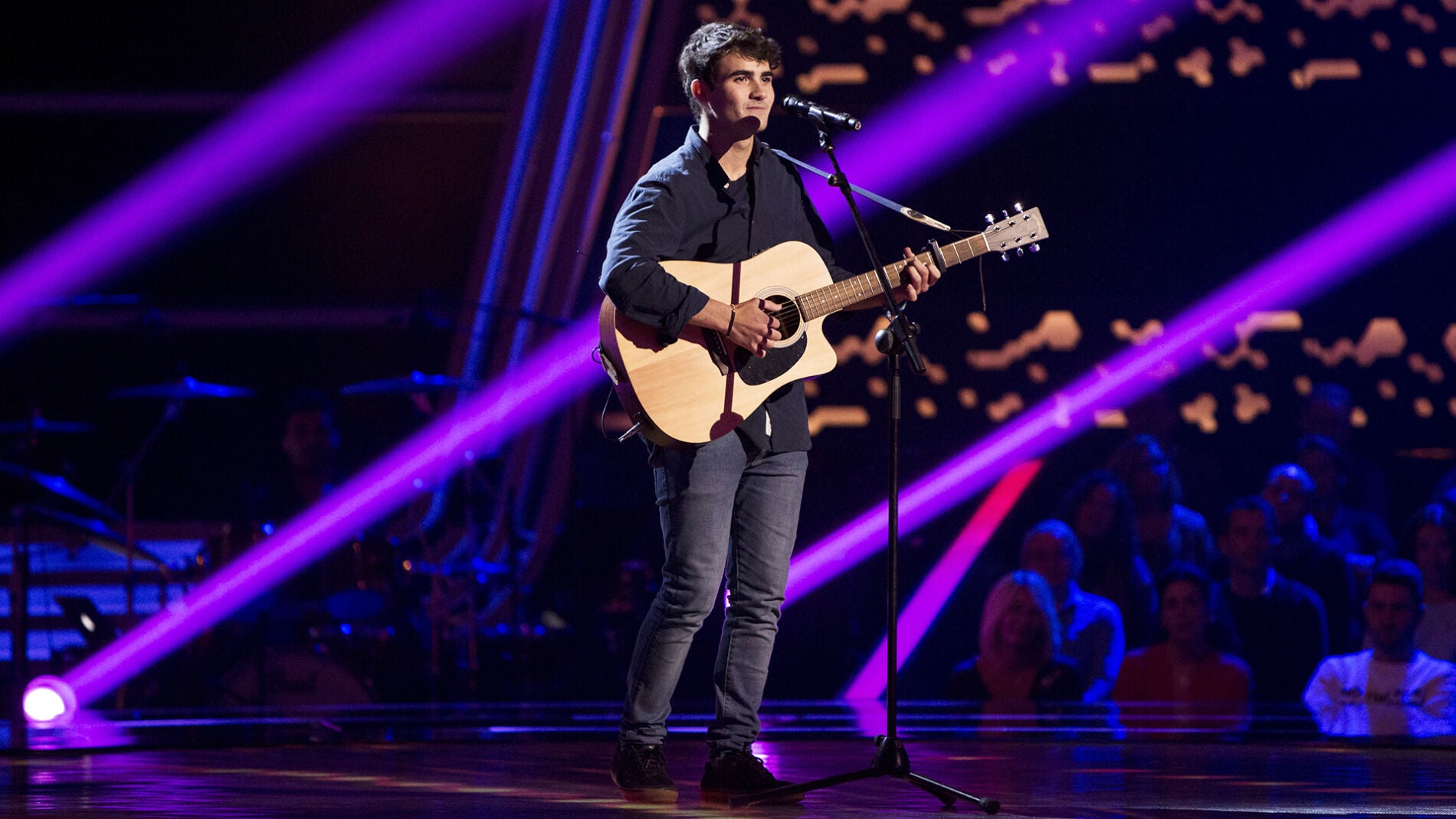 vídeo:Germán Jauregui canta ‘Location’ en las ‘Audiciones a ciegas’ de ‘La Voz’