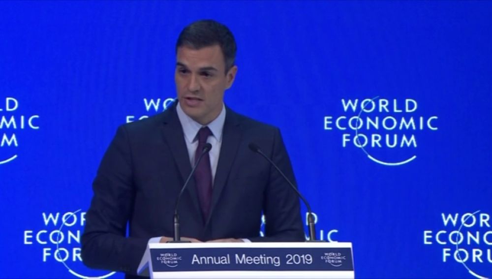 Pedro Sánchez defiende en Davos las políticas de izquierda