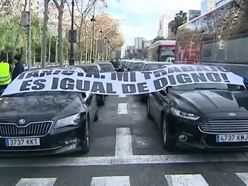 La regulación de la Generalitat llevaría a los VTC a reclamar una indemnización de 1.000 millones La regulación de la Generalitat llevaría a los VTC a reclamar una indemnización de 1.000 millones