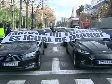 La regulación de la Generalitat llevaría a los VTC a reclamar una indemnización de 1.000 millones La regulación de la Generalitat llevaría a los VTC a reclamar una indemnización de 1.000 millones