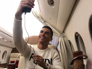 Cristiano Ronaldo, en su avión privado