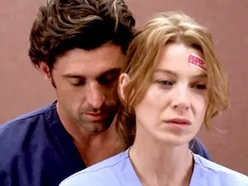 Meredith y Derek en la segunda temporada de 'Anatomía de Grey' Meredith y Derek en la segunda temporada de 'Anatomía de Grey'