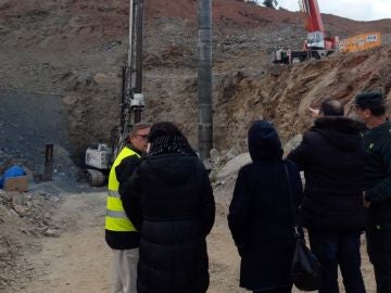 Labores de rescate en el pozo de Totalán (Málaga) para sacar a Julen.