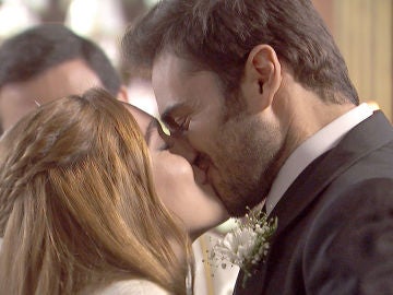¡Julieta y Saúl se convierten en marido y mujer! 
