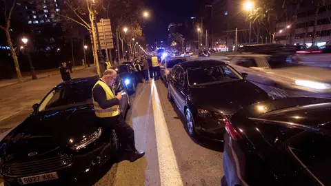 Los VTC paralizan la Diagonal en Barcelona. Los VTC paralizan la Diagonal en Barcelona.
