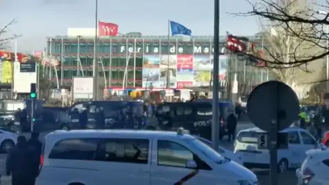 La cúpula de Madrid reunida para seguir la huelga de taxis La cúpula de Madrid reunida para seguir la huelga de taxis