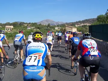 Ciclistas en Mallorca Ciclistas en Mallorca