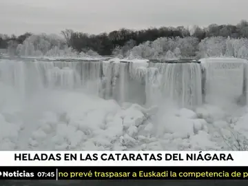 Las imágenes de las cataratas del Niágara congeladas Las imágenes de las cataratas del Niágara congeladas