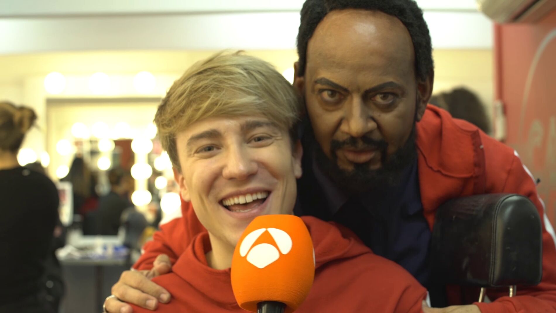 Carlos Marco, pr&oacute;ximo invitado de 'Tu cara me suena', actuar&aacute; con el vestido que llev&oacute; Soraya en Eurovisi&oacute;n 