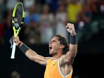 Rafa Nadal celebra su triunfo ante Stefanos Tsitsipas Rafa Nadal celebra su triunfo ante Stefanos Tsitsipas