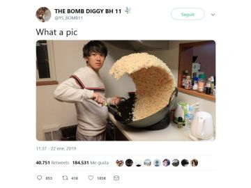 Una ola de arroz gigante Una ola de arroz gigante