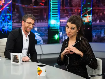 Ana Guerra, sobre el poliamor en 'El Hormiguero 3.0': "Al creer en la libertad, creo en todos los tipos de amor" Ana Guerra, sobre el poliamor en 'El Hormiguero 3.0': "Al creer en la libertad, creo en todos los tipos de amor"