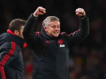 Gunnar Solskjaer celebra la victoria de su equipo Gunnar Solskjaer celebra la victoria de su equipo