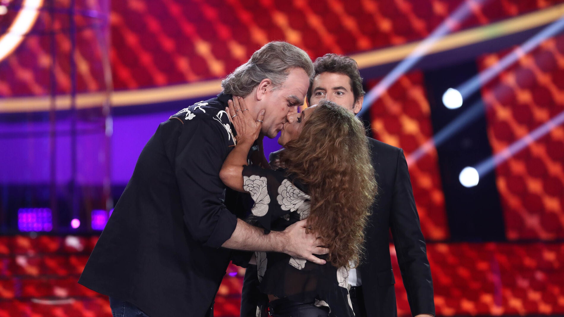 El cari&ntilde;oso beso de Lolita a Bert&iacute;n