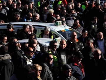 Taxistas se manifiestan en Madrid.