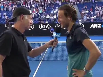 El zasca de Pouille a McEnroe: "No se trata de ser hombre o mujer. Se trata de saber de tenis" El zasca de Pouille a McEnroe: "No se trata de ser hombre o mujer. Se trata de saber de tenis"