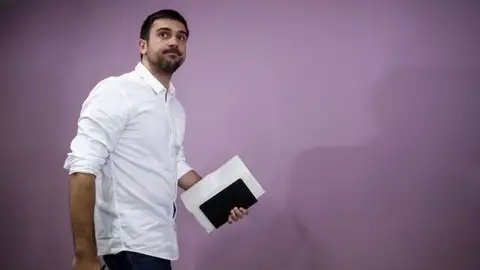 Ramón Espinar ramon espinar deja podemos_643x397