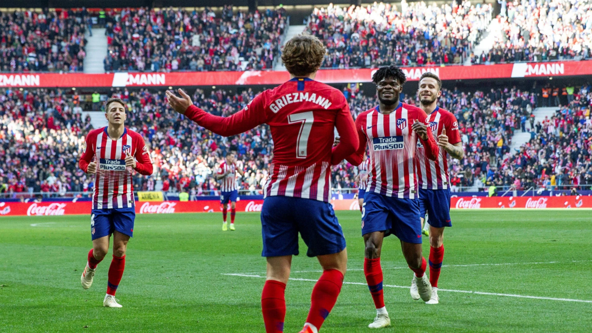 Griezmann celebra un gol del Atlético Griezmann celebra un gol del Atlético