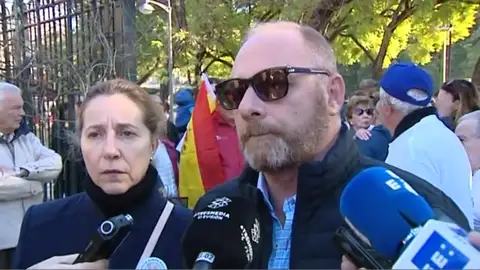 4.000 personas recorren Sevilla para apoyar la petición de que se repita el juicio de Marta del Castillo 4.000 personas recorren Sevilla para apoyar la petición de que se repita el juicio de Marta del Castillo