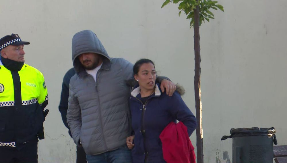 Los padres de Julen van al tanatorio