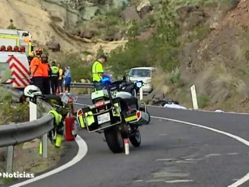 Accidente de tres motoristas en Gran Canaria