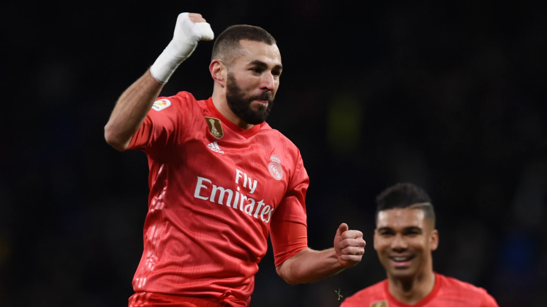 Benzema celebra un gol con el Real Madrid Benzema celebra un gol con el Real Madrid