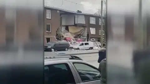 Al menos nueve heridos y varios desaparecidos tras la explosión de un edificio en La Haya Al menos nueve heridos y varios desaparecidos tras la explosión de un edificio en La Haya