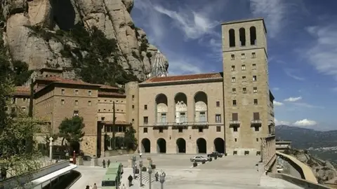 Abadía de Monserrat Abadía de Monserrat
