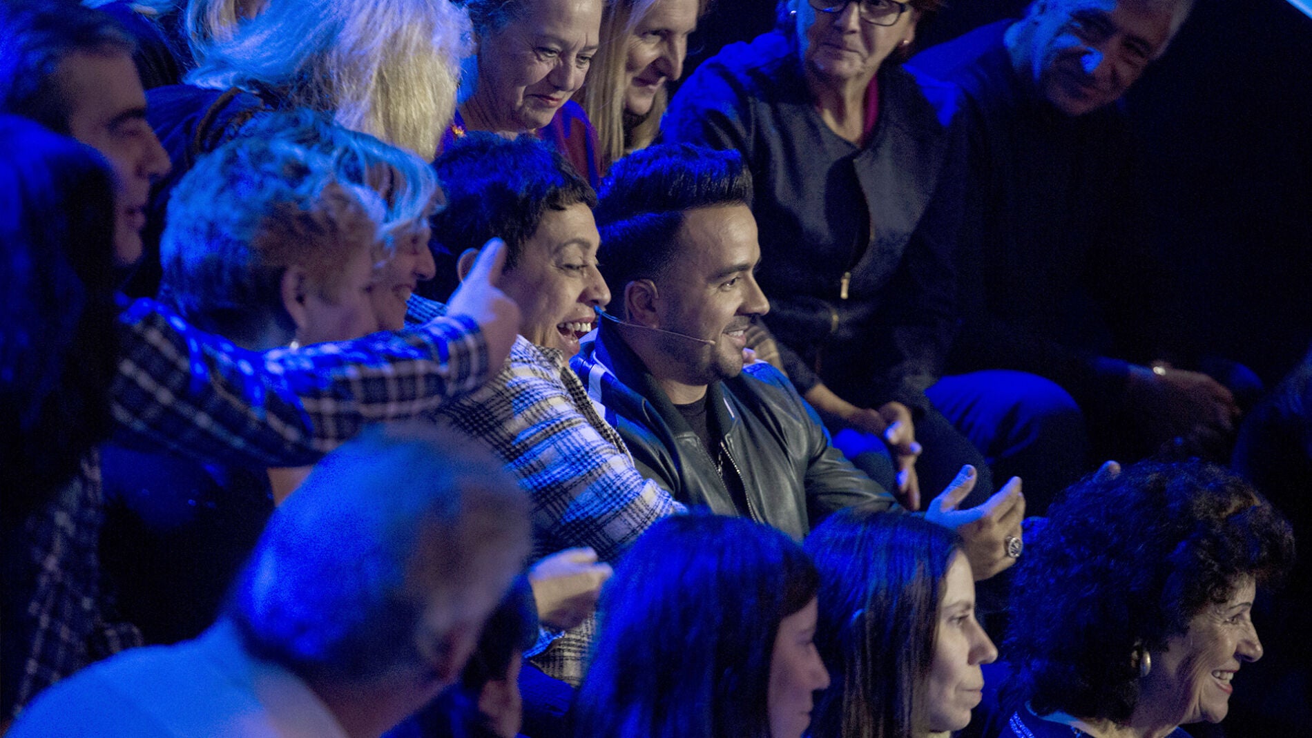 V&iacute;deo: Luis Fonsi busca el consuelo del p&uacute;blico