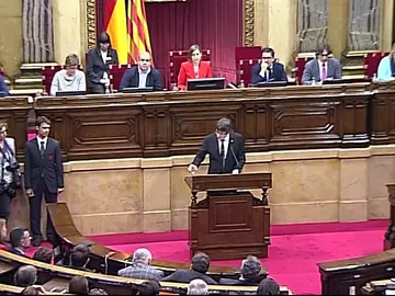 Puigdemont declara la independencia Puigdemont declara la independencia