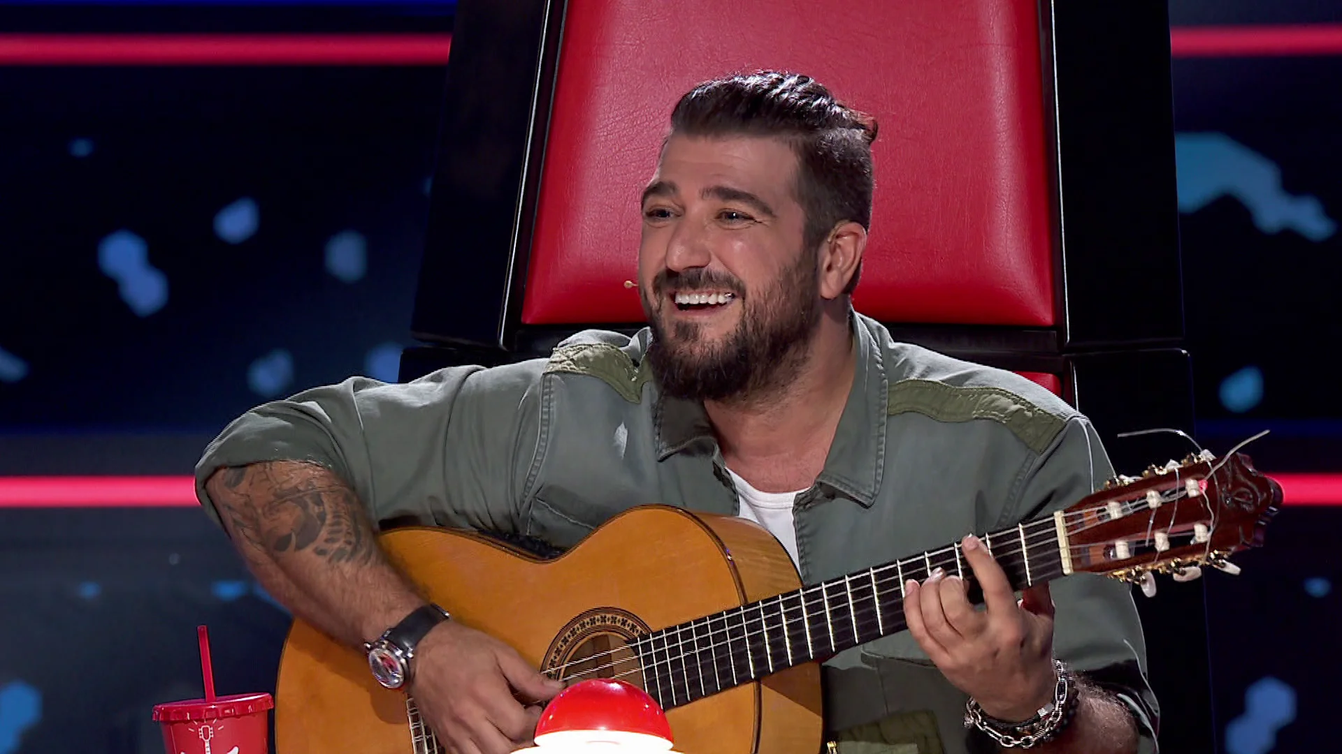 Antonio Orozco y Tare Cortés llenan el plató de magia con una emotiva versión de ‘Pedacitos de ti’