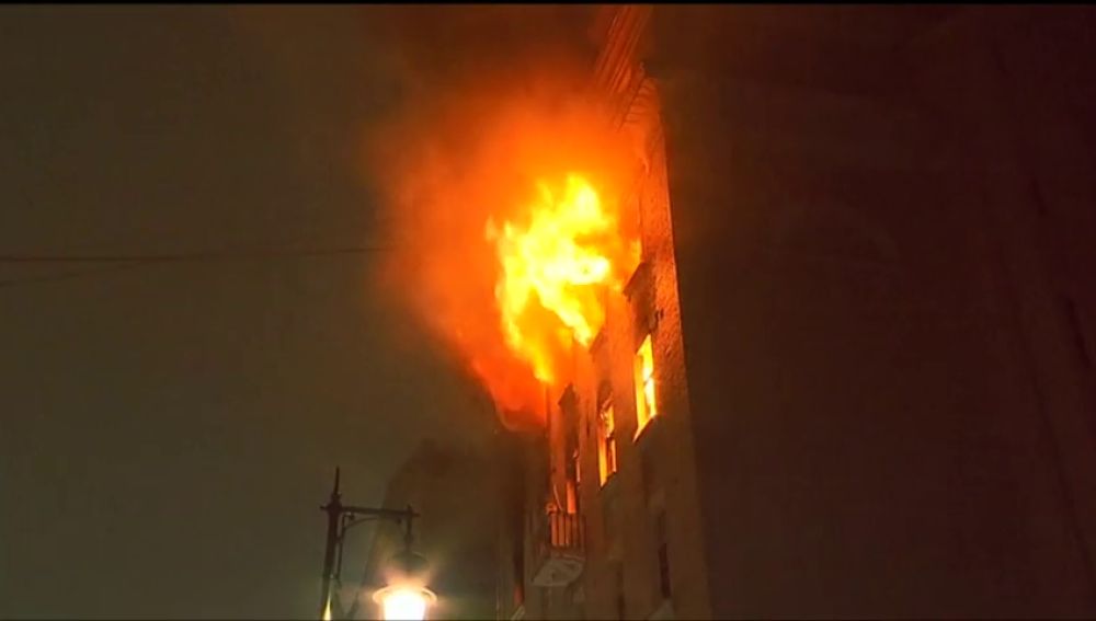 Mueren siete personas en un incendio en el centro de Moscú