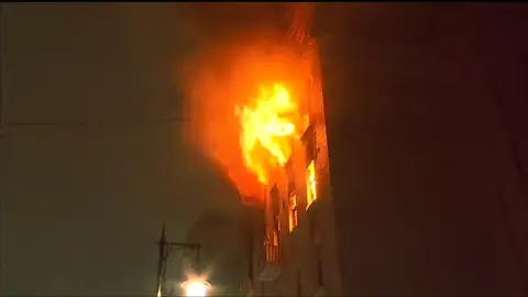 Mueren siete personas en un incendio en el centro de Moscú Mueren siete personas en un incendio en el centro de Moscú