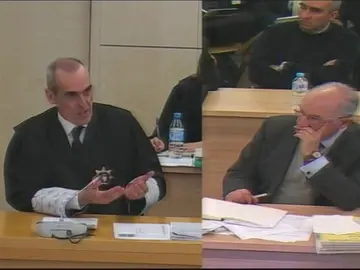 Rodrigo Rato carga contra Mariano Rajoy por confabularse con sus "competidores", especialmente con Francisco González, para apartarle de su cargo Rodrigo Rato carga contra Mariano Rajoy por confabularse con sus "competidores", especialmente con Francisco González, para apartarle de su cargo