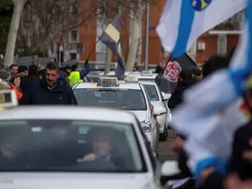 Taxistas durante una concentración. Taxistas durante una concentración.