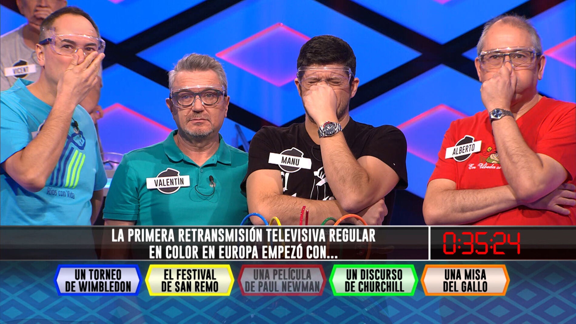 Juanra Bonet, a 'Los Lobos' ante una bomba llena de dudas, inseguridad e indecisi&oacute;n: "Me parece ins&oacute;lito"