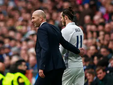 Zidane y Gareth Bale, durante un partido del Real Madrid Zidane y Gareth Bale, durante un partido del Real Madrid